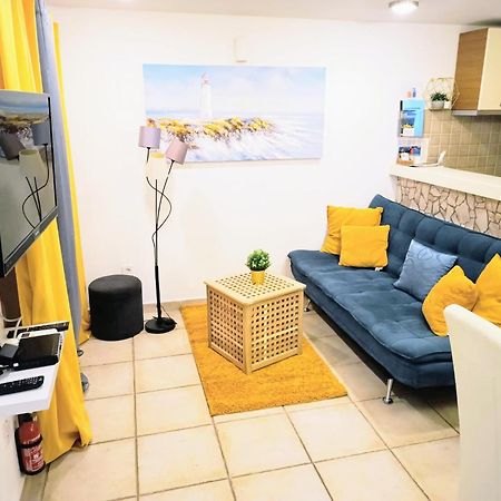 As Lucana Apartment - Ground Floor Vis Exterior foto