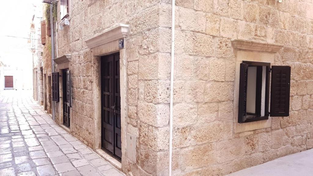 As Lucana Apartment - Ground Floor Vis Exterior foto